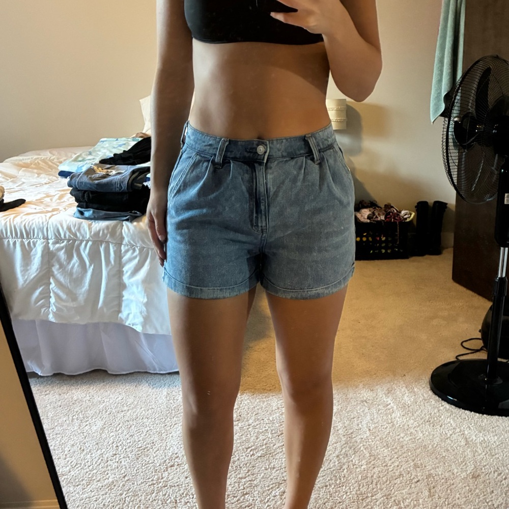 American Eagle Blue Jean Mom Shorts